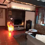 Le Teli Du Loup Dans La Taniere D'armand * Stavelot
