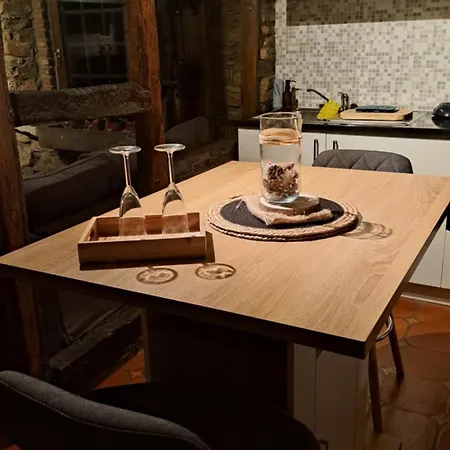 Le Teli Du Loup Dans La Taniere D'armand 斯塔沃洛